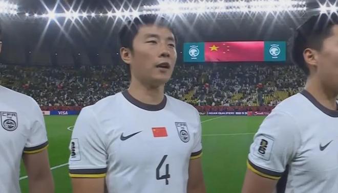 国脚沦为中超替补 仅胡荷韬稳坐主力尊龙凯时网站国足边后卫告急！两大(图5)